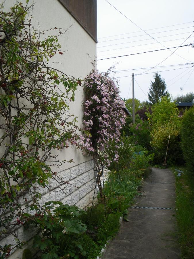 Chambre D'Hotes - Douce Nui-The Vernouillet  Bagian luar foto